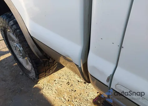 2009 Ford F-250 Fx4/Harley-Davidson/King Ranch/Lariat/Xl/Xlt z USA, uszkodzony, nr VIN 1FTSW21R99EA40562